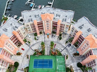104 Riverside Dr APT 602