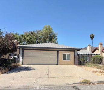 3527 Lake Crest Dr