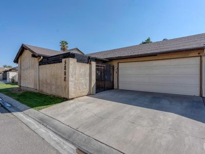 5808 Cedar Glen Ln