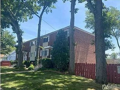 Property at 50 Aylin St APT 3B, Metuchen, NJ