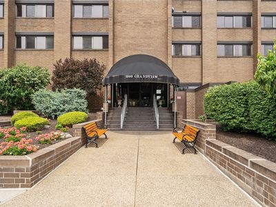 1000 Grandview Ave APT 1201