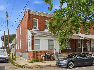 2122 W Spencer St
