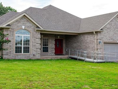 7 Talladega Dr