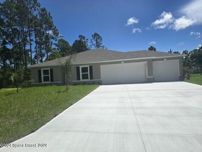 1068 Tide Rd SE