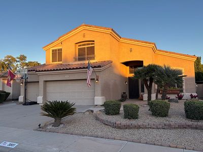 3901 S Felix Pl