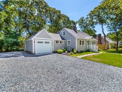 888 Phinneys Lane