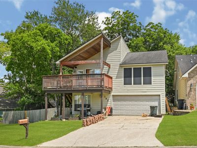 107 Harbour Town Ln