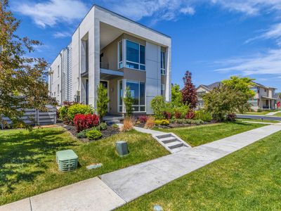 4751 W Vermillion Dr