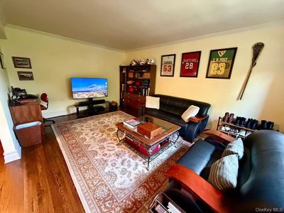 211-05 75th Ave #3D