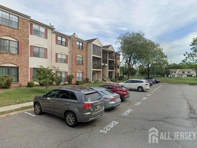 Property at 400 Lancaster Ct, Piscataway, NJ