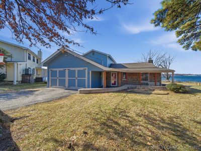 455 Water Edge Rd