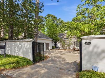 4210 Ridgewood Rd