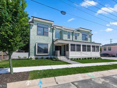 517 W 4th St