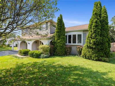 225 Sandoris Cir