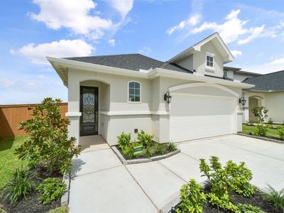 712 Lake Lacosta Dr