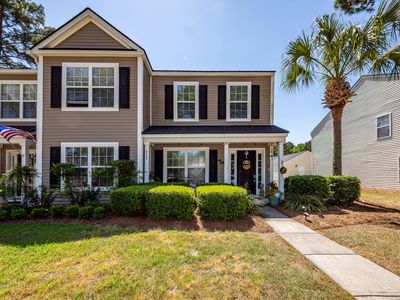 4805 Shady Tree Ln