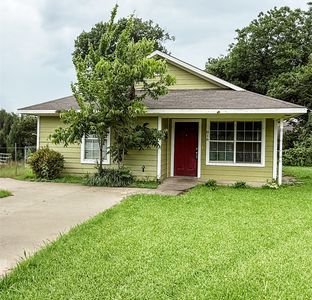 Property at 816 N Throckmorton St, Sherman, TX
