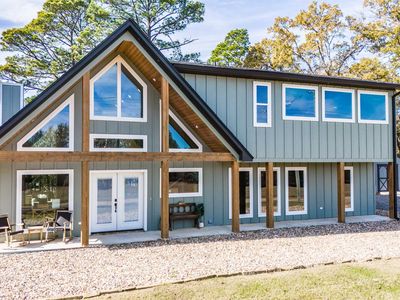 449 Lakeview Cir