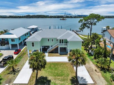 6030 Heckscher Dr