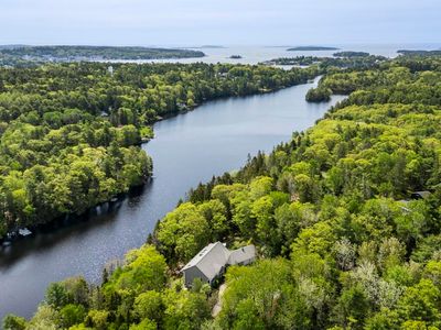236 Lakeside Drive