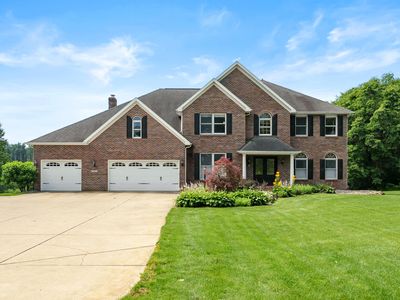 22873 Cherry Hill Ct