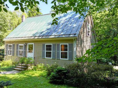 221 Steeplewood Lane