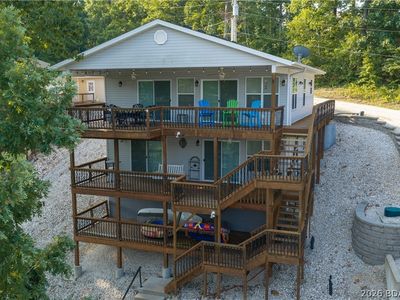 29 Lake Forest Rd