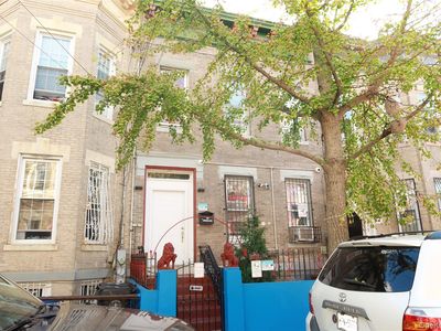 257 Lincoln Avenue
