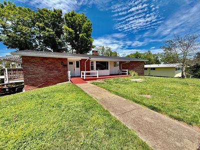 215 Cedar Crest Dr