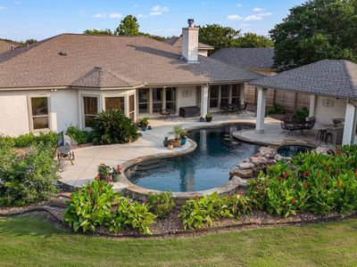 2304 Stratford Grace