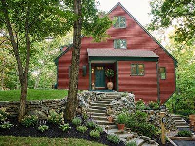 Property at 131 Jewett St, Pepperell, MA