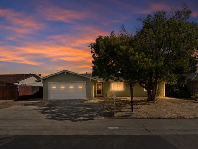 8744 Lodestone Cir