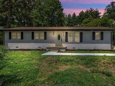 1907 Russell Dr