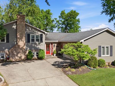 1005 Rain Ct
