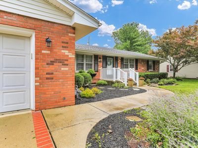 1820 Augusta Dr