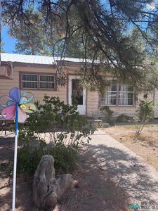 652 N Cedar Ave