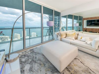 465 Brickell Ave APT 4705