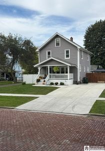 122 Livingston Ave