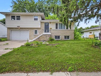1925 Elka Ln