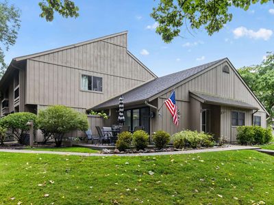 2358 Bay Woods Ct