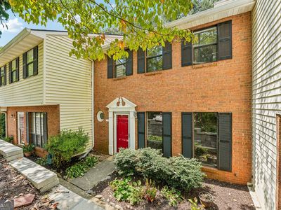 3190 Cape Cir