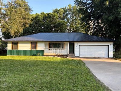 802 E 4th Ave