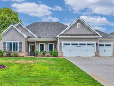 107 Arbor Woods Way