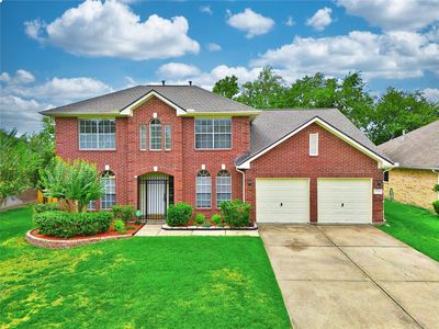 8942 Norham Dr