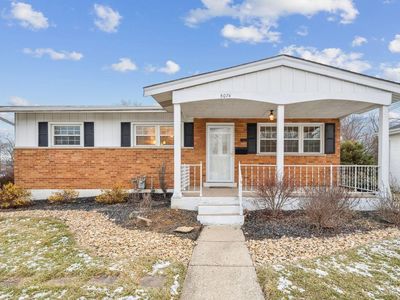 5074 Grossepointe Ln