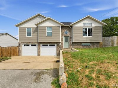 16040 Haidyn Rd