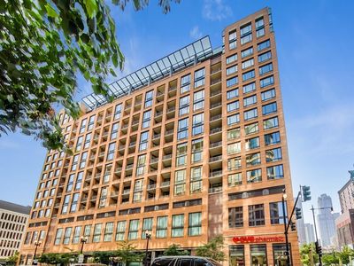520 S State St APT 1506