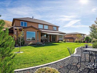 18729 N Old Shore Pl