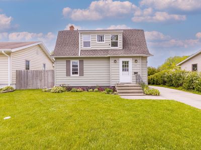 229 Manor Ave