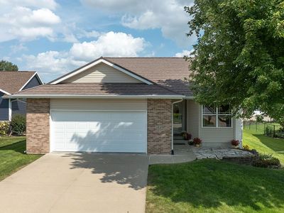 5820 Spring View Ct NE